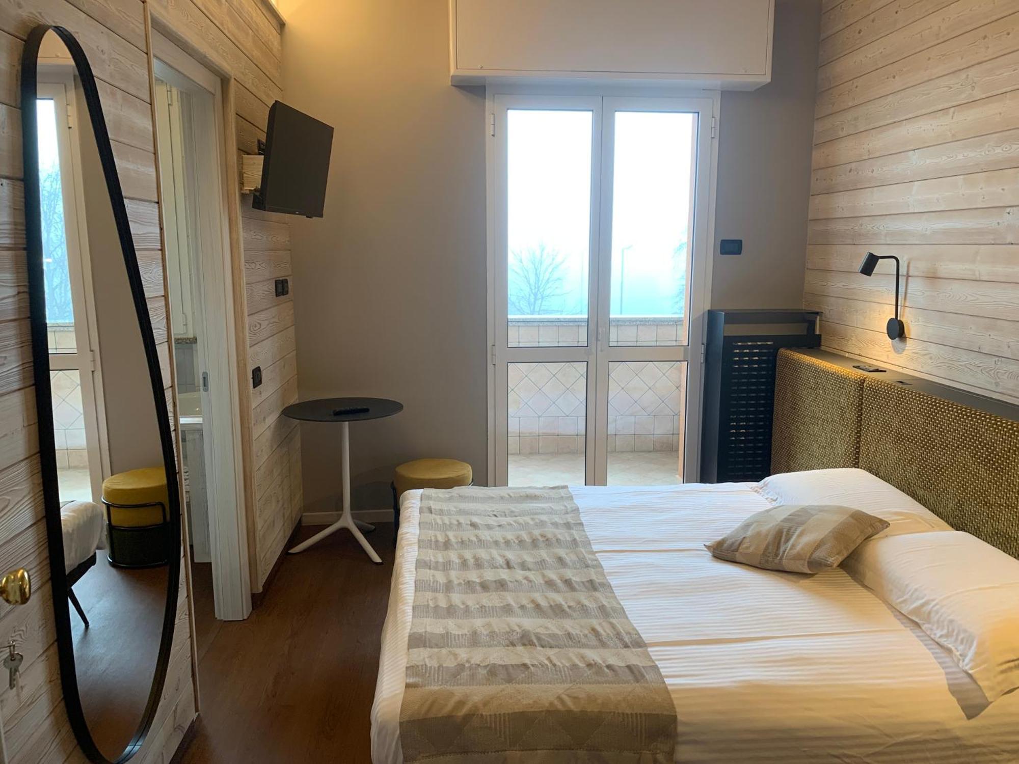 Albergo Moderno & Spa Fuipiano Valle Imagna Eksteriør bilde