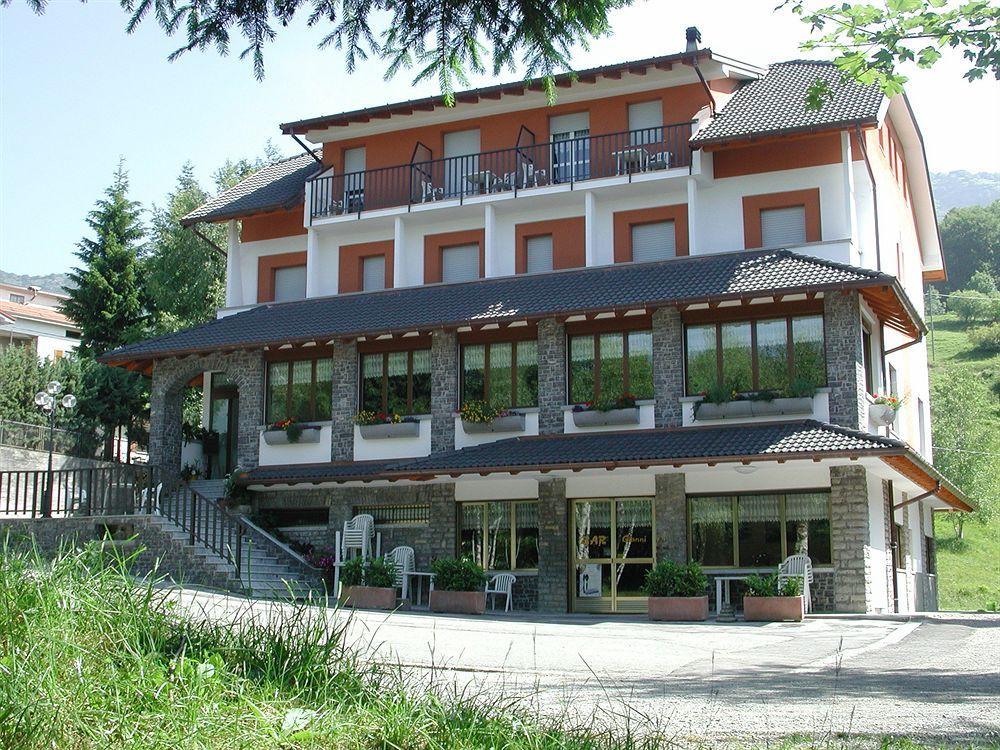 Albergo Moderno & Spa Fuipiano Valle Imagna Eksteriør bilde